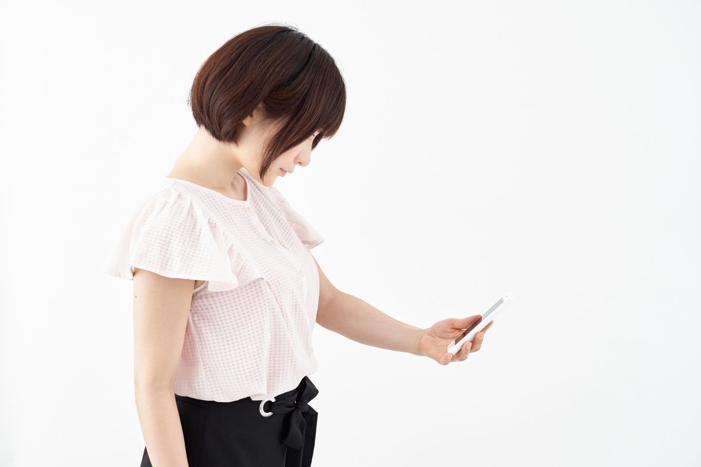 スマホ首とは？首の痛みと姿勢の関係イメージ